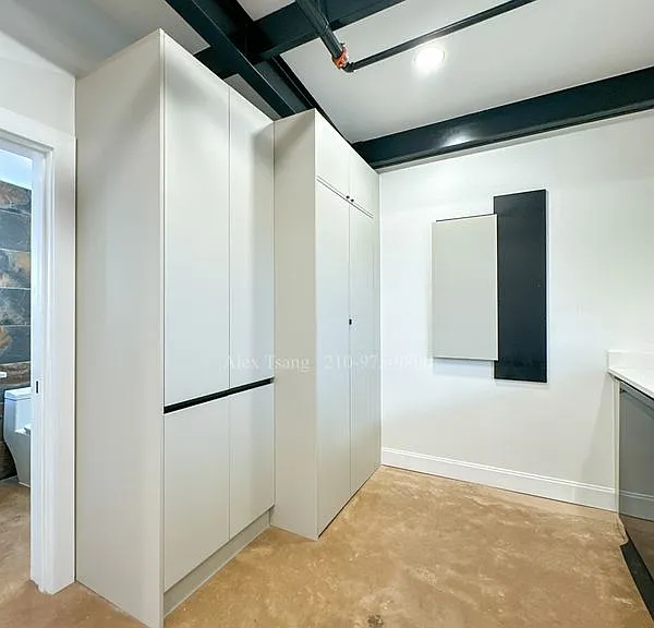 630 Montana St #301 — Photo 5