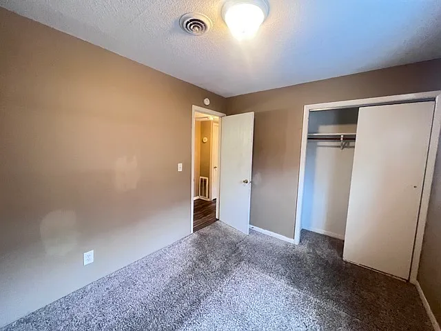 711 W Church St #6 — Photo 8
