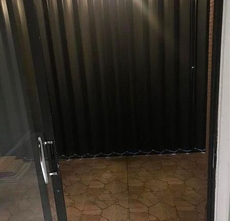3rd image of 4725 Oak Terrace Dr