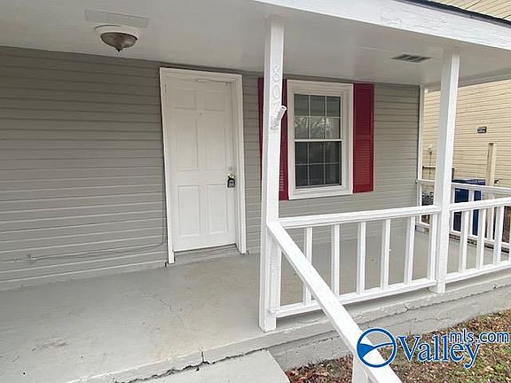 2nd image of 807 Oshaughnessy Ave NE