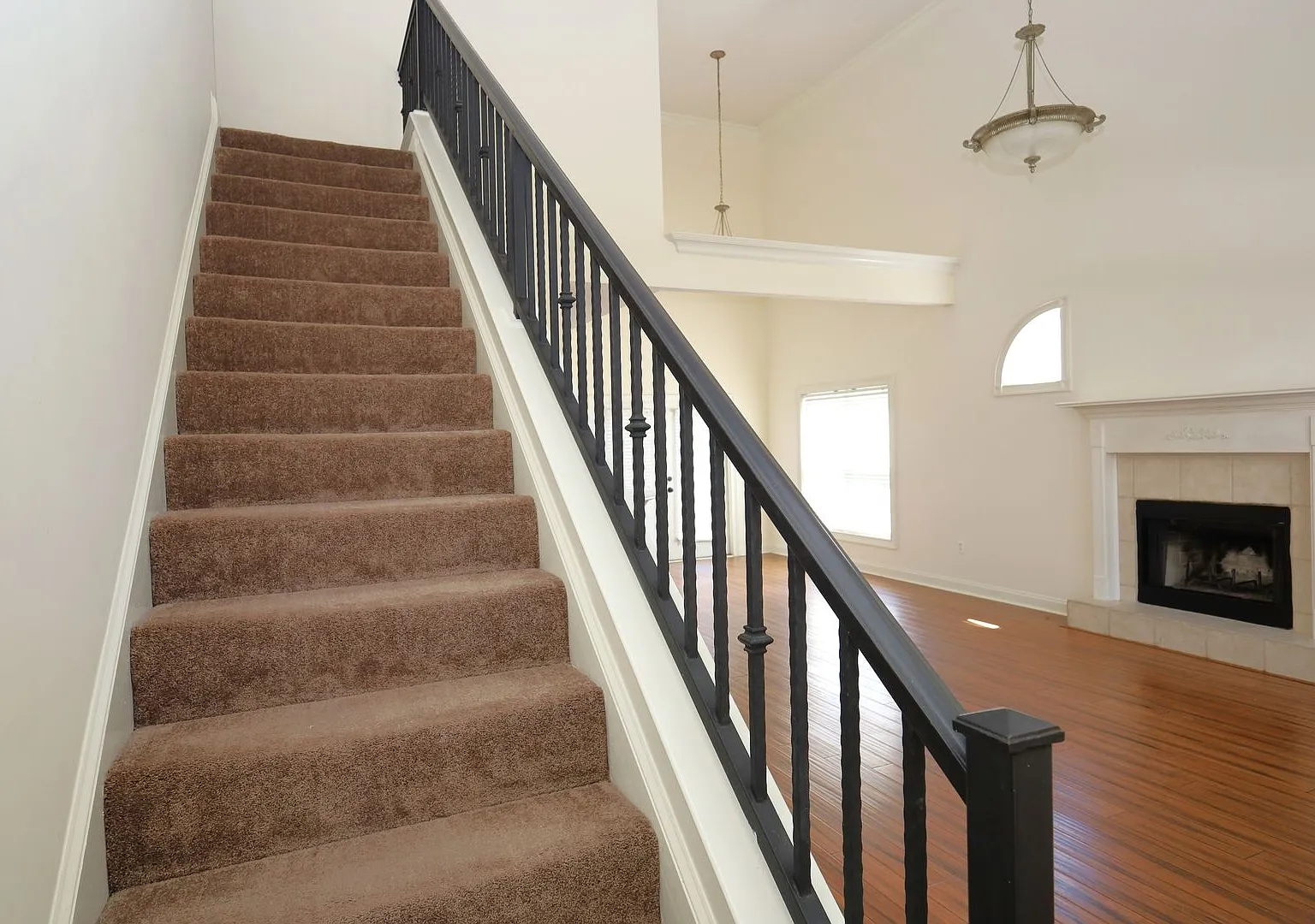 4470 Plantation Crest Road — Photo 2