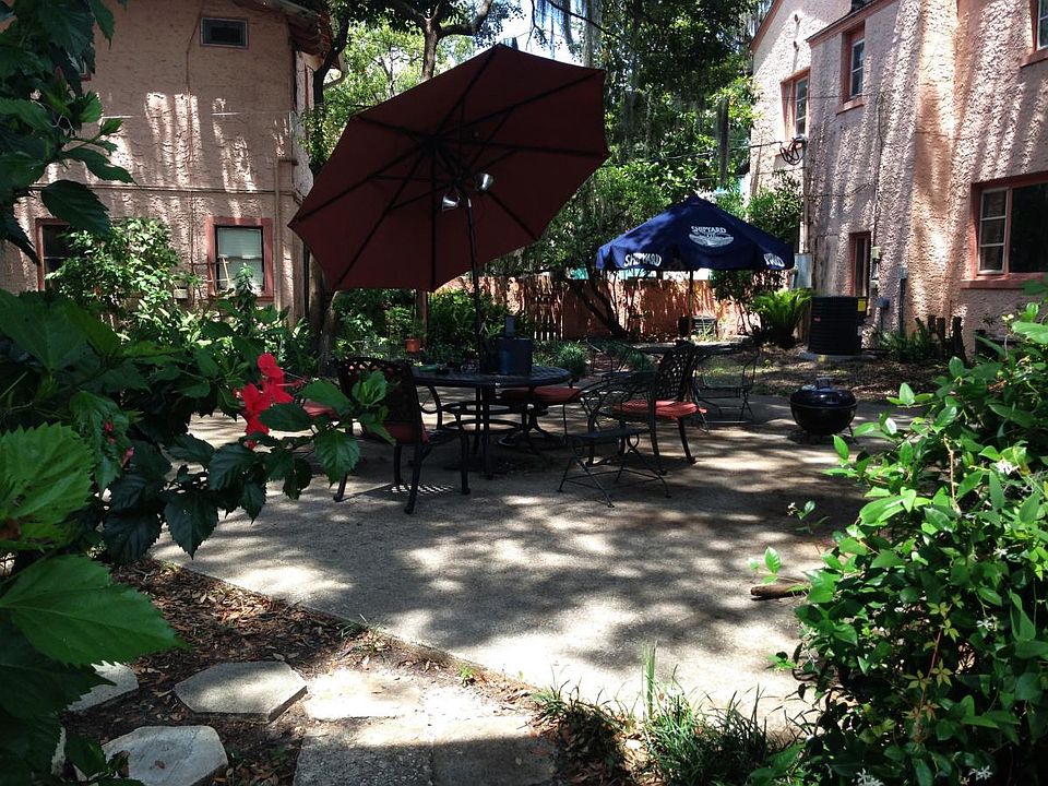 Courtyard Patio