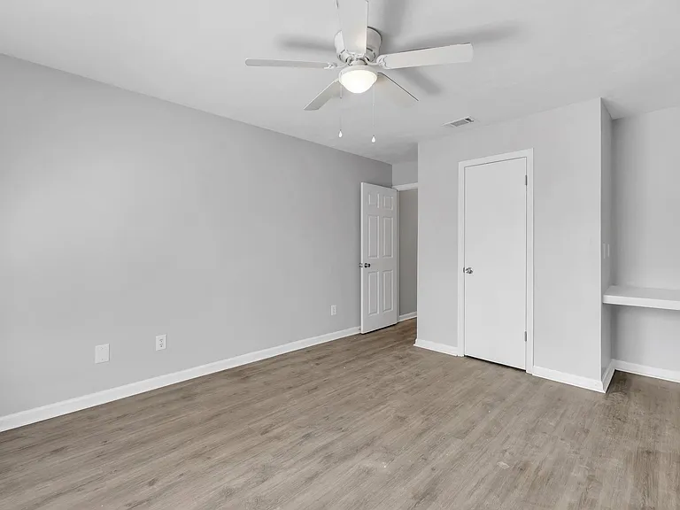 700B Liberty St #B — Photo 12