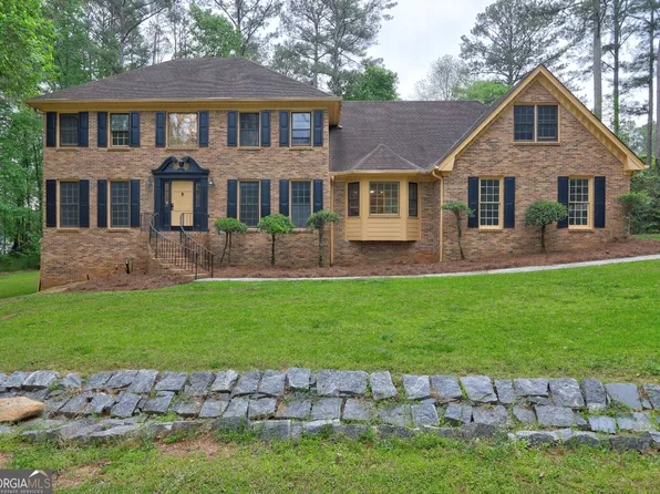 5621 Wildwood Trl, Lithonia, GA 30038