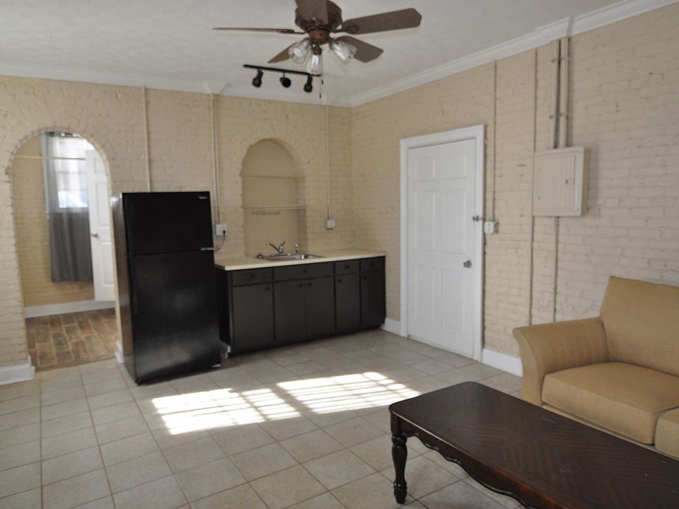 Livingroom, kitchen, bedroom