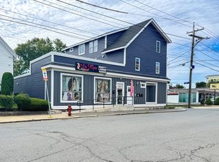 90 Essex St, Lynn, MA 01902