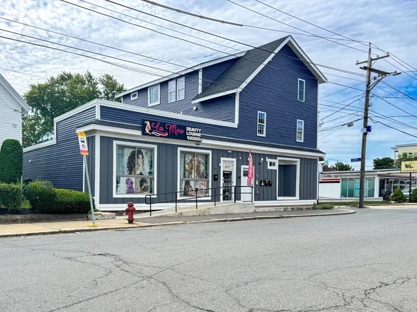 90 Essex St, Lynn, MA 01902