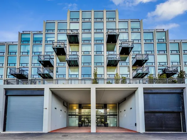 61 W 15th St APT 707, Chicago, IL 60605