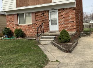 13847 Hovey Ave, Warren, MI 48089