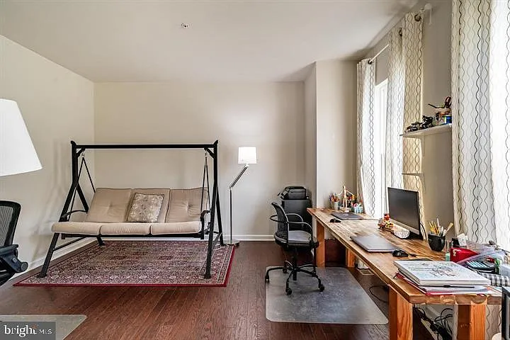 733 Sun Valley Ct — Photo 5