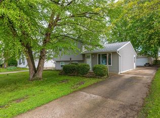 35150 Spruce St, North Ridgeville, OH 44039