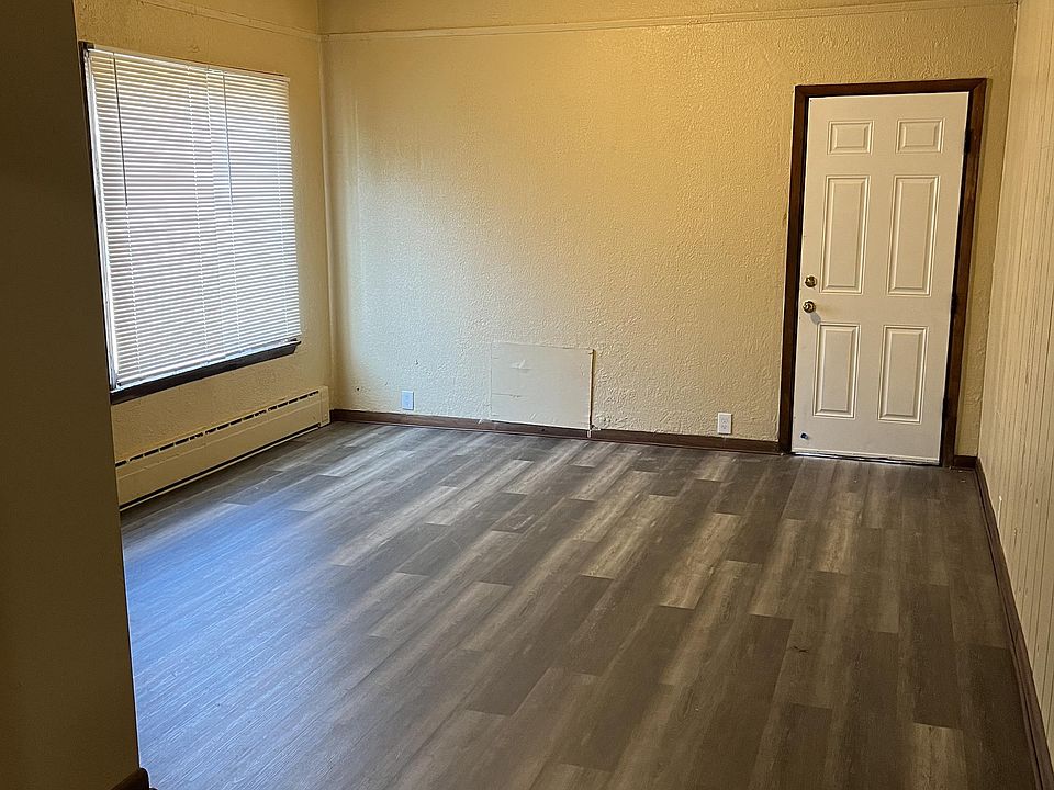 1st image of 1132 W Dakota St #2