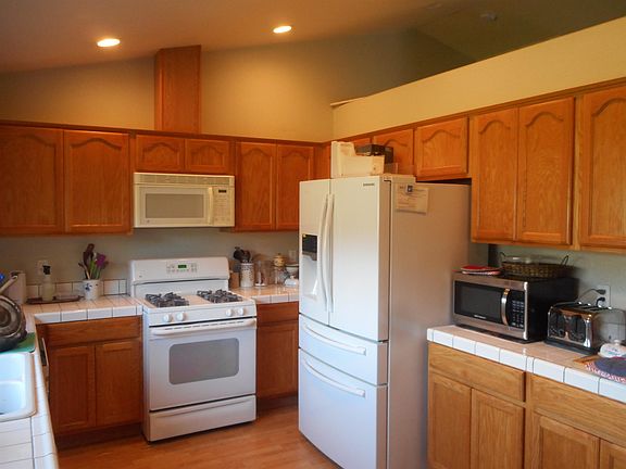 2nd image of 130 Pine View Ct