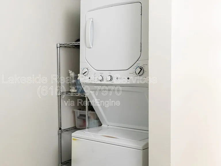 851 Fulton St W #105 — Photo 39