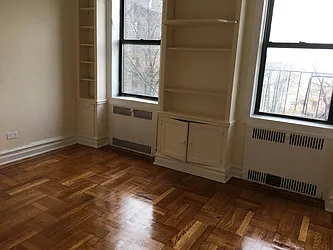 Rented by Uptown Flats LLC