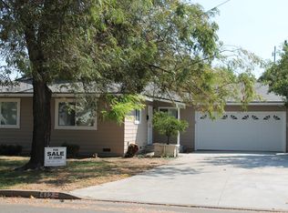 412 Sycamore Ave, Gustine, CA 95322