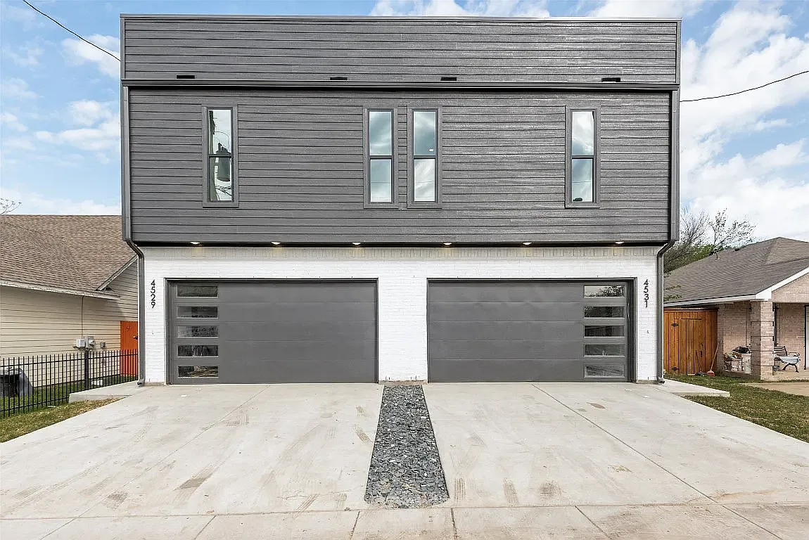 3 bed, 2.5 bath, 1956 sqft, $2,950 — Photo 1