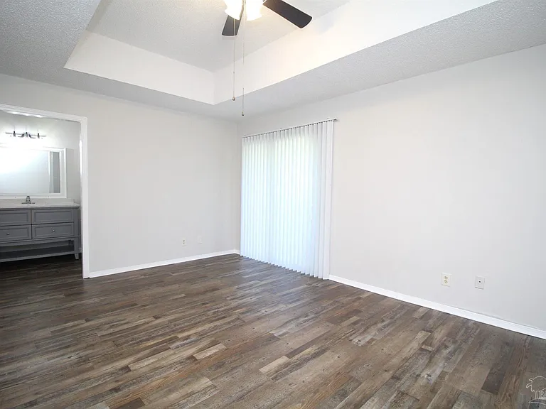 7225 Dogwood Terrace Dr — Photo 15