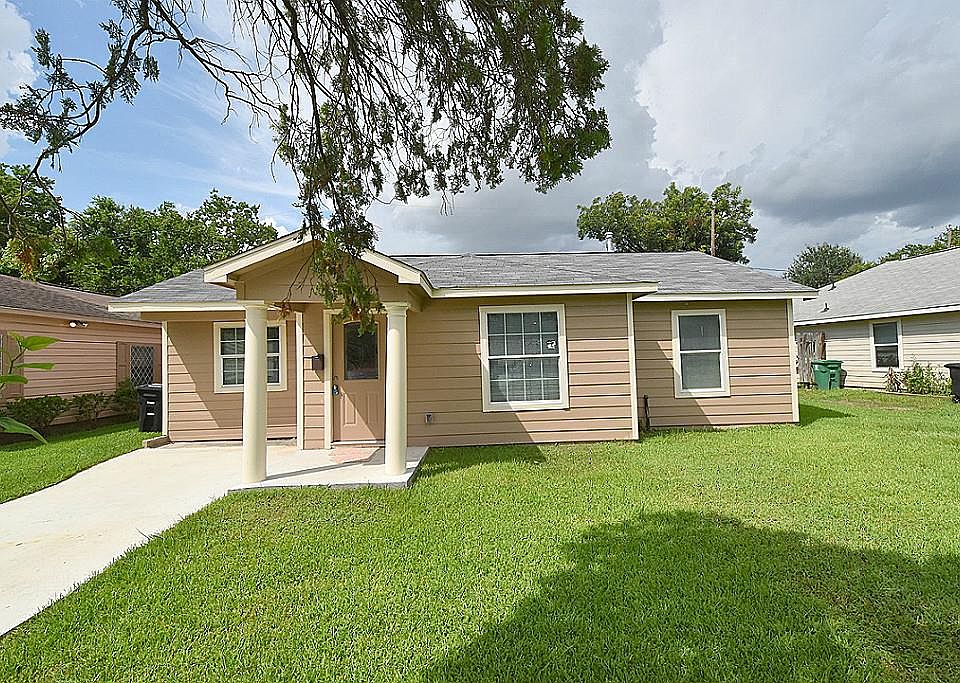 1st image of 5213 Doulton Dr