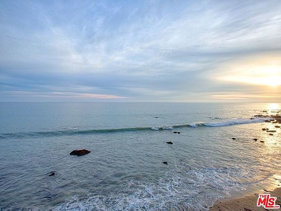 2nd image of 20624 Pacific Coast Hwy