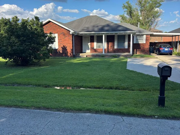 290 Tara Cir, Shepherdsville, KY 40165