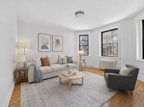 370 Chestnut Hill Ave APT 3, Brighton, MA 02135