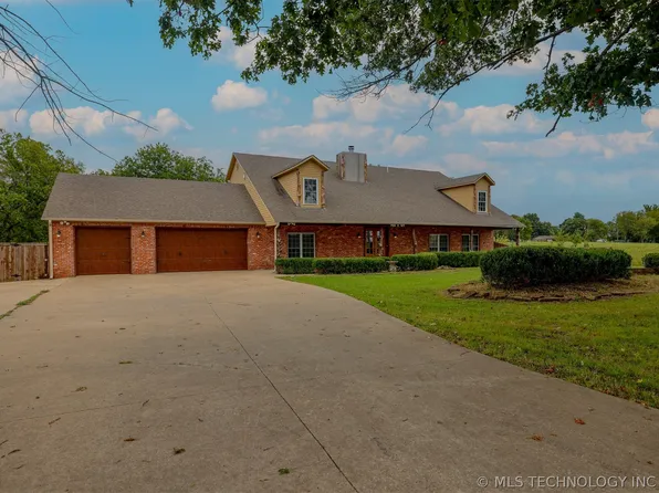 1488 N 429th Rd, Pryor, OK 74361