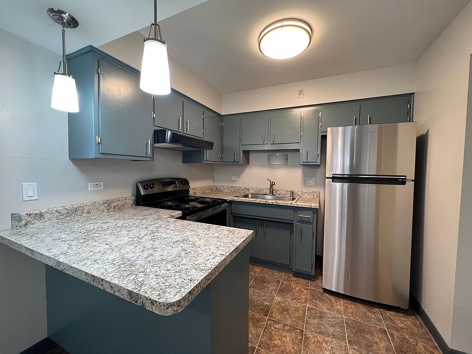 1st image of 10839 S Harlem Ave #2S