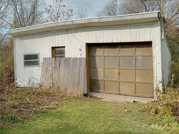 3rd image of 5564 Turkey Hill Rd