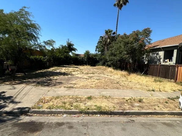 627 E Worth St, Stockton, CA 95206