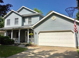 648 Bayberry Rd, Lorain, OH 44053