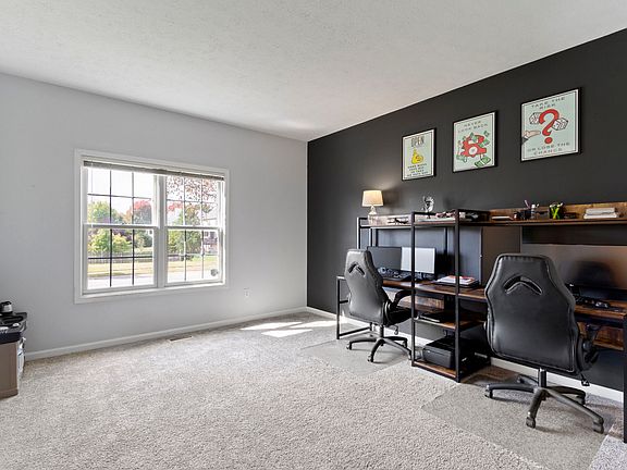 3rd image of 18178 Benton Oak Dr