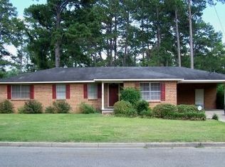 922 Meadowood Rd, Columbia, MS 39429