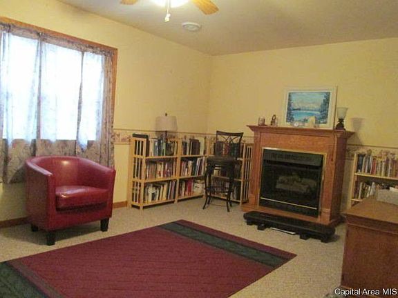2nd image of 722 N 10th St