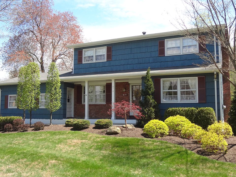 1st image of 879 Dolton St