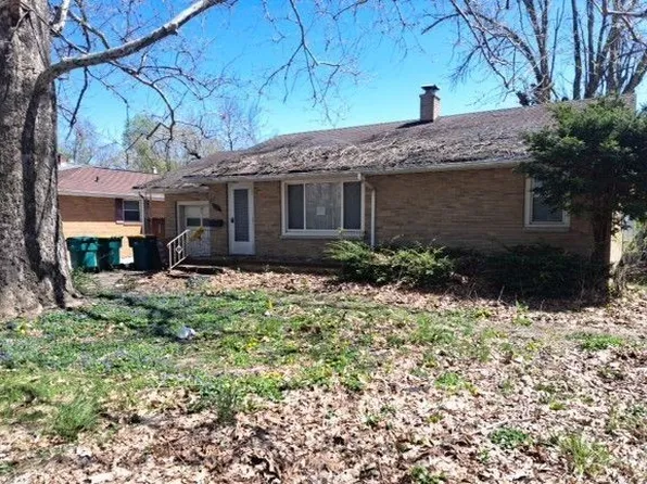 907 Polk St, Streator, IL 61364