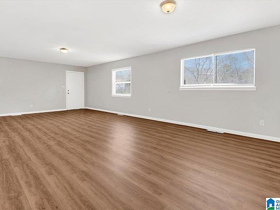 3rd image of 1005 Inzer Dr