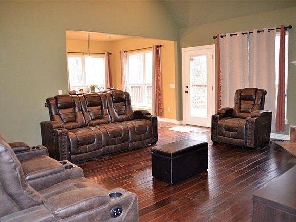5th image of 10890 Hodge Ln