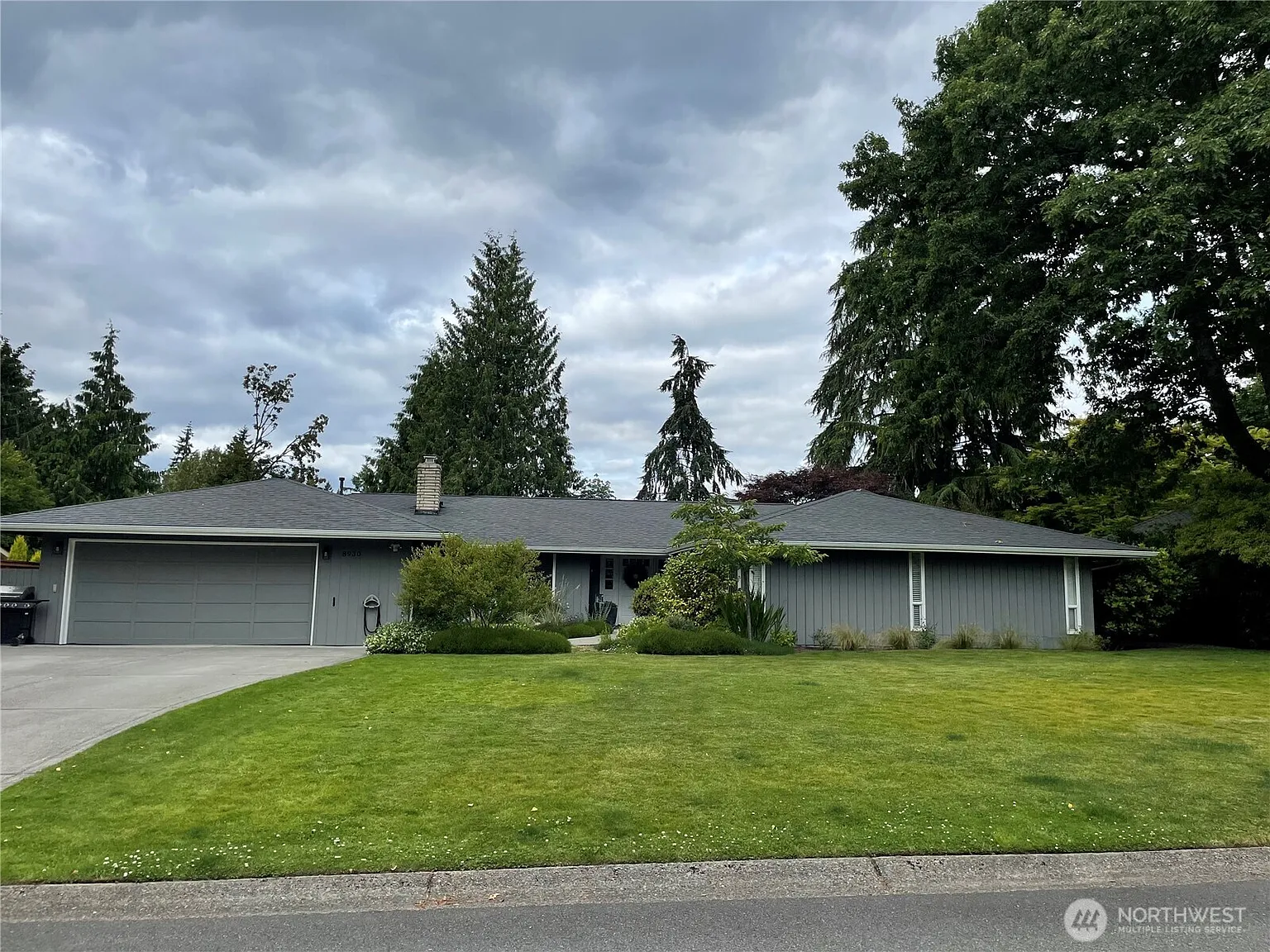 8930 SE 54th Street photo 1