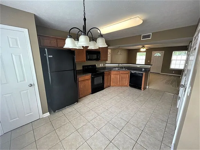 3164 Prater Ct — Photo 8