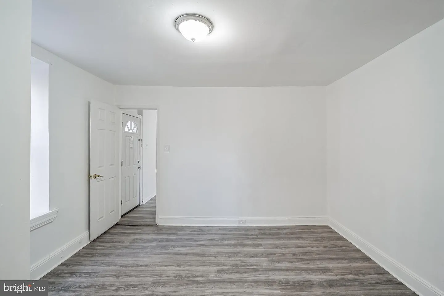 2 bed, 1.0 bath, 1344 sqft, $1,500 — Photo 4