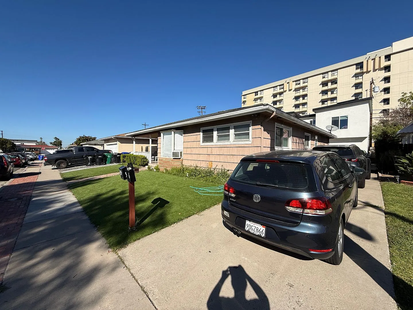 4 Bed/2 Bath on Mary Lane! Quick walk to campus! — Photo 3