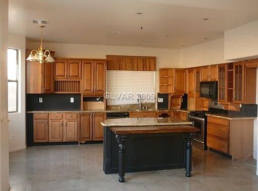 2nd image of 6904 Trace Hollow St