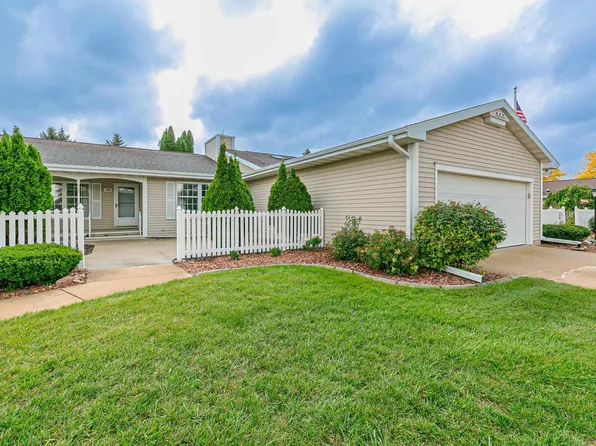 52 Fiesta Ct APT B, Appleton, WI 54911