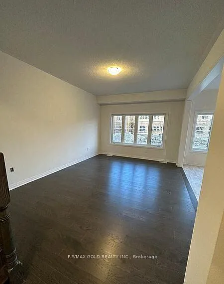 1261 Stevens Rd — Photo 3