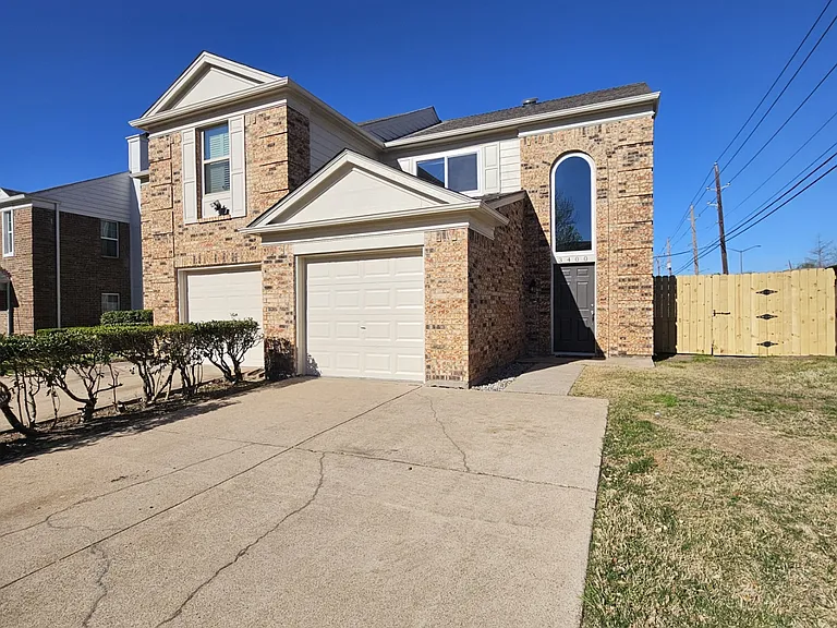 3400 Ramey Dr — Photo 1