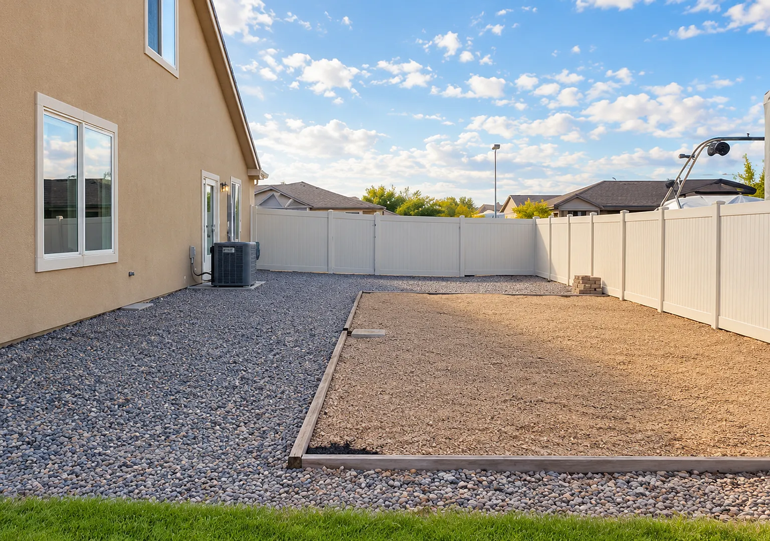 Spacious 5-Bedroom Home with Oversized Garage & Fenced Yard! — Photo 1