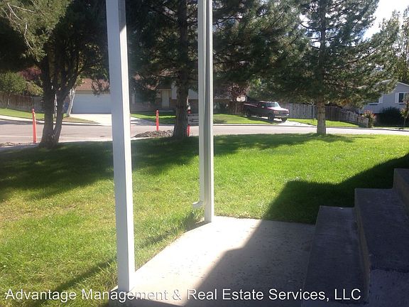 2nd image of 10095 N Cottonwood Dr