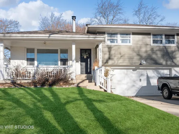 1311 E Illinois St, Wheaton, IL 60187