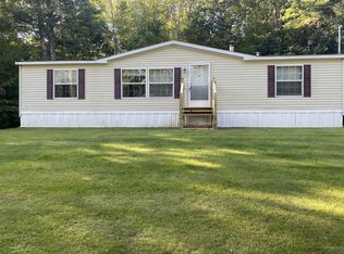 38 Hume Ln, Gardiner, ME 04345